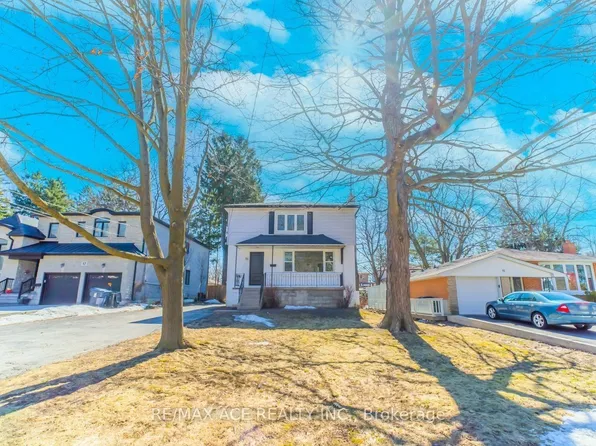 15 Cree Ave #Basement, Toronto, ON M1M 1Z3
