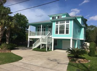 507 Narcissus Rd, Clear Lake Shores, TX 77565