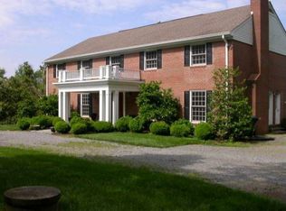 646 Seneca Rd, Great Falls, VA 22066