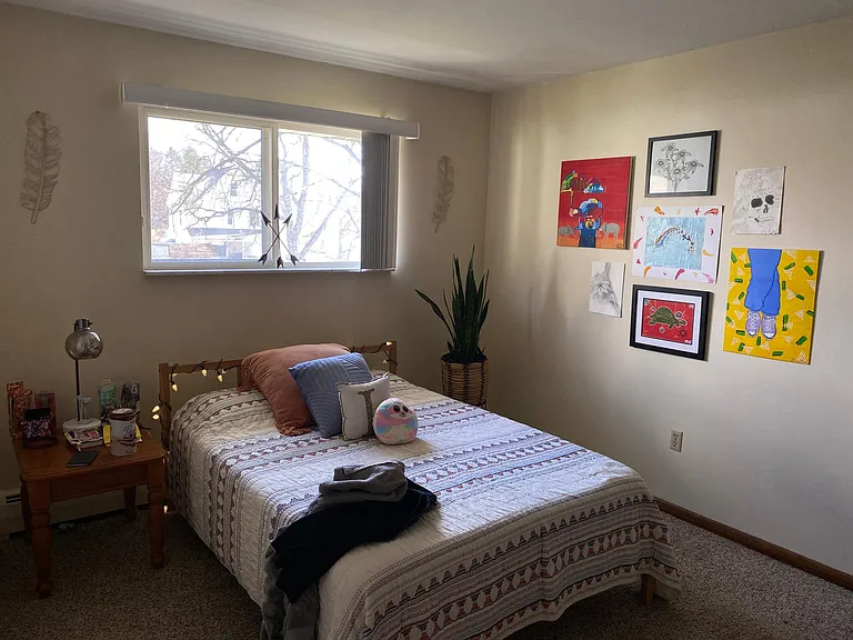 35 Floral Ave #2 — Photo 4