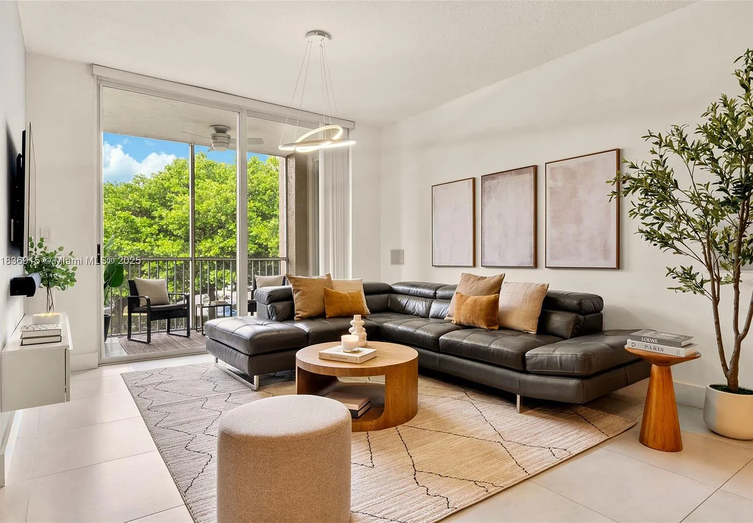Doral House Condo No 1 — Photo 3