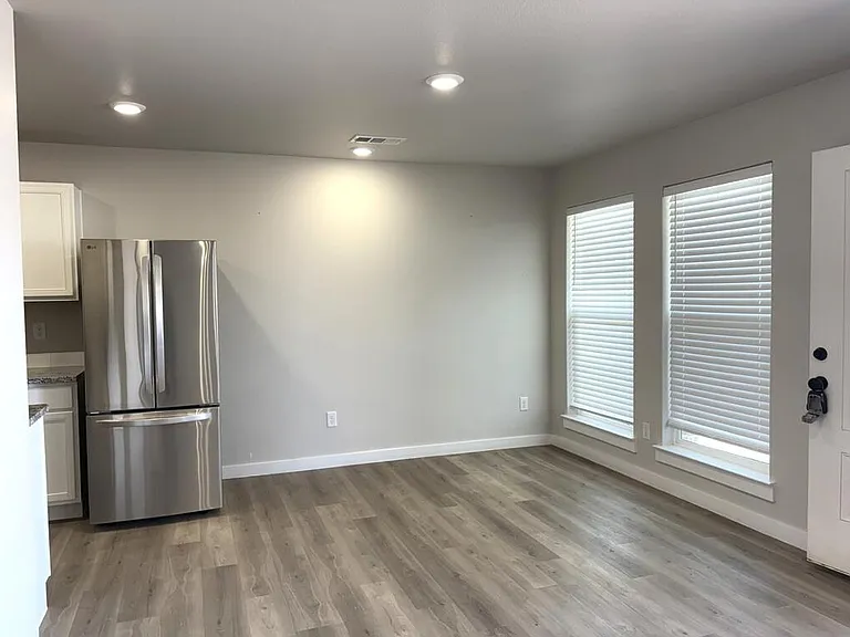 2212 High Country Cir — Photo 4
