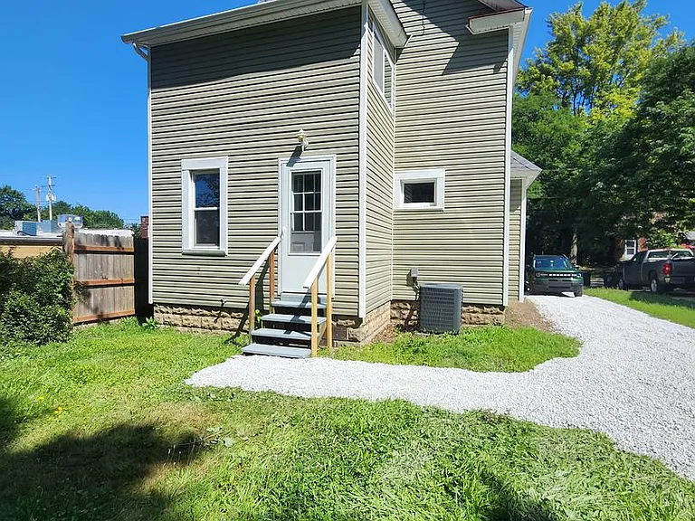 16 Palmetto Ave — Photo 25