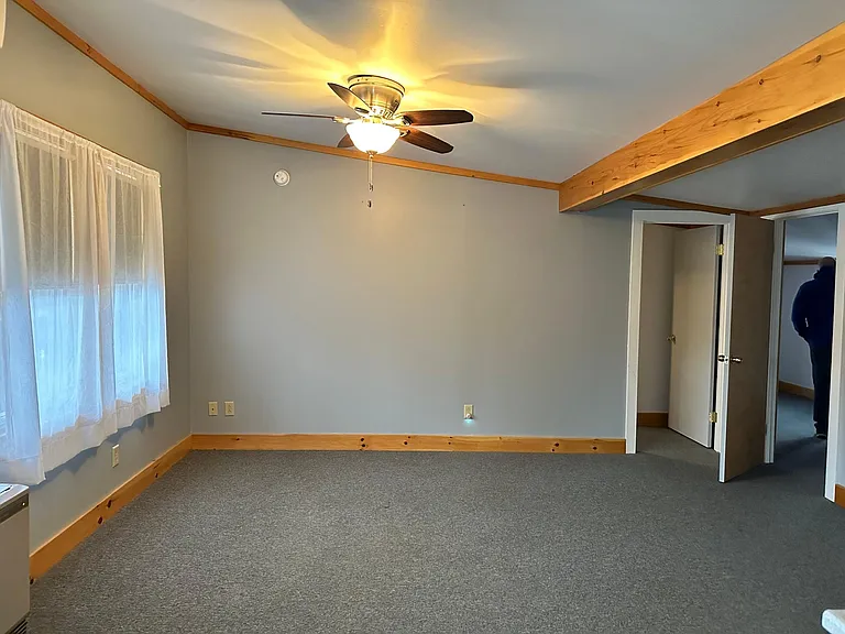 147 Lincoln St #3 — Photo 9