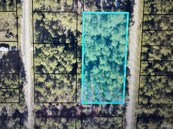 N 14th Ave, Milton, FL 32583