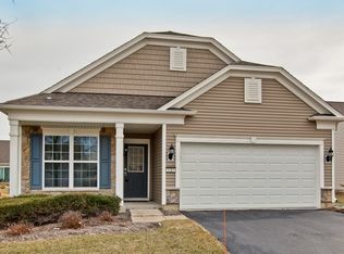 3217 Hutchinson Ln, Mundelein, IL 60060