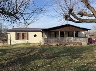 373 New Haven Rd, Lancaster, KY 40444