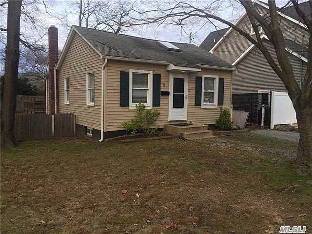 1st image of 53 Parkhill Ave