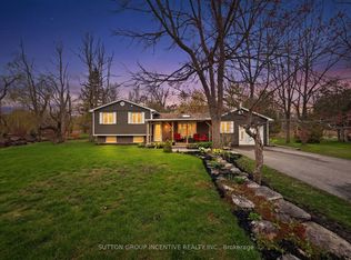 10 Springhome Rd, Oro Medonte, ON L0L 1T0