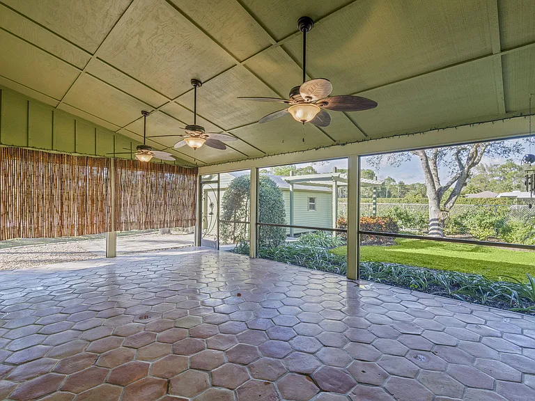 11989 Persimmon Blvd — Photo 7