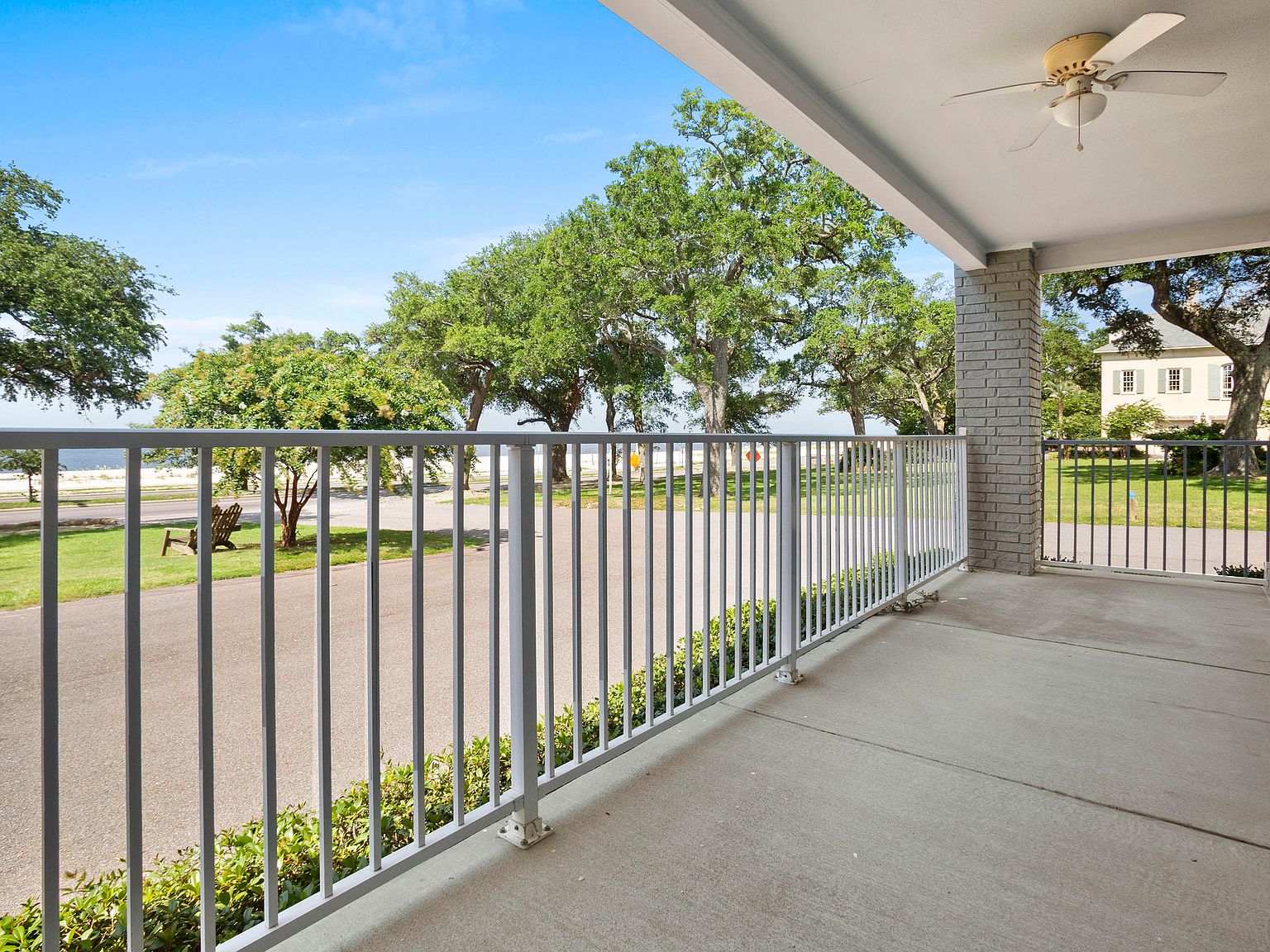 1282 Beach Blvd APT 102, Biloxi, MS 39530 Zillow