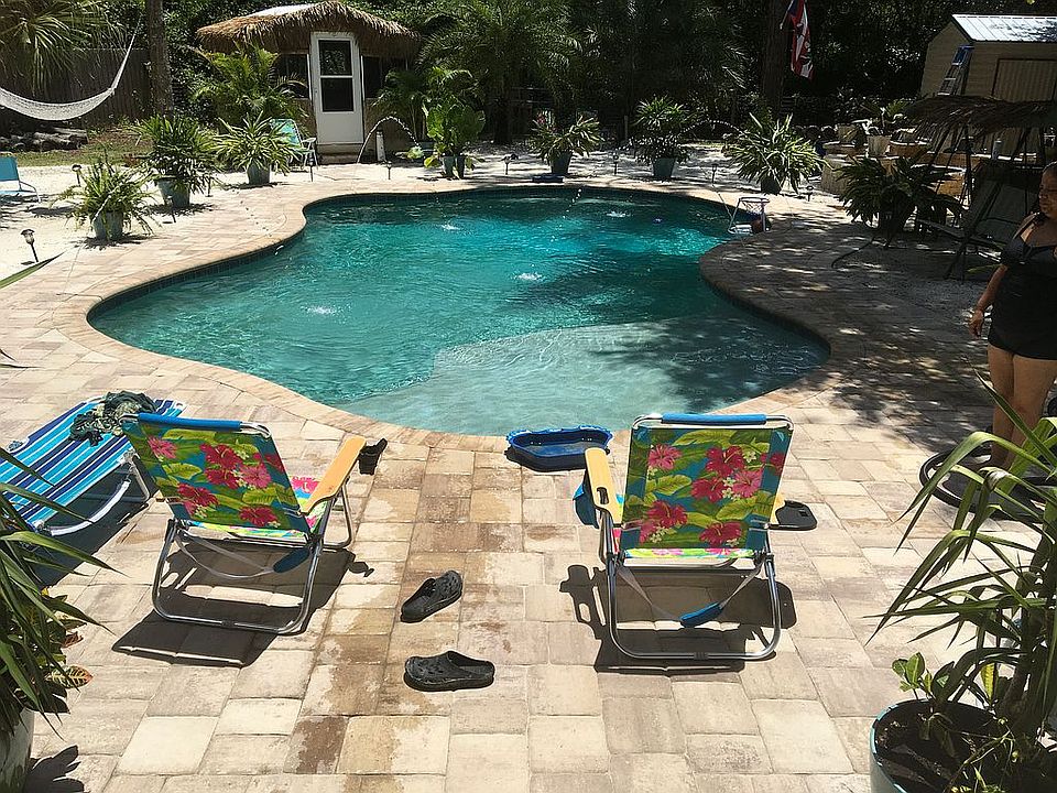 Custom pool, pool house, 