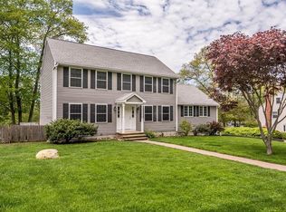 9 Dyer St, Billerica, MA 01821