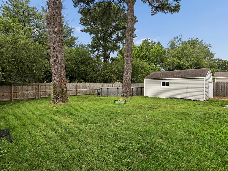 507 Bunche Blvd — Photo 34