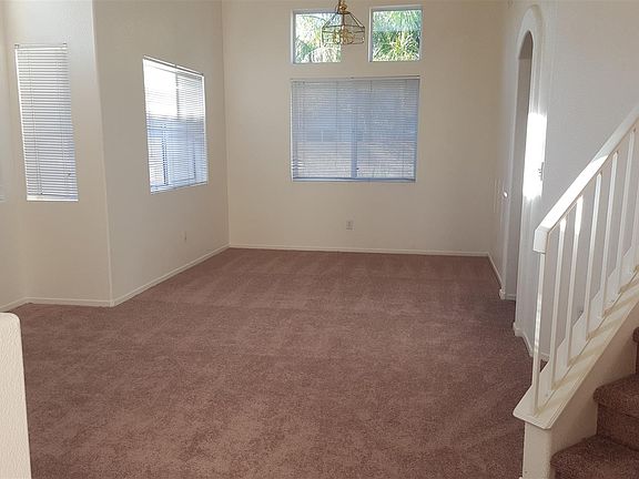 2nd image of 963 Rainbow Cliff Ct