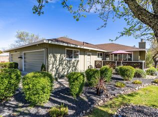 7409 Oakmont Drive, Santa Rosa, CA 95409