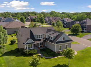 1618 Hunters Ridge Ln, Centerville, MN 55038