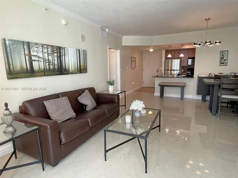 2000 N Bayshore Dr #525 — Photo 15
