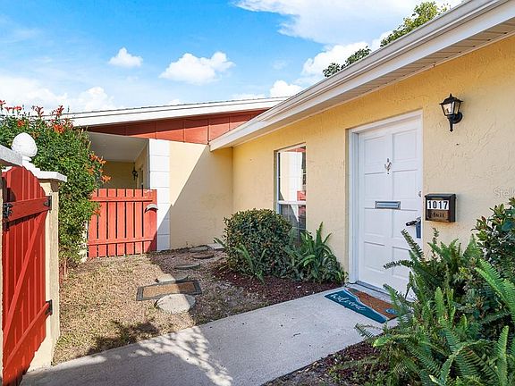4th image of 1017 De Soto Dr