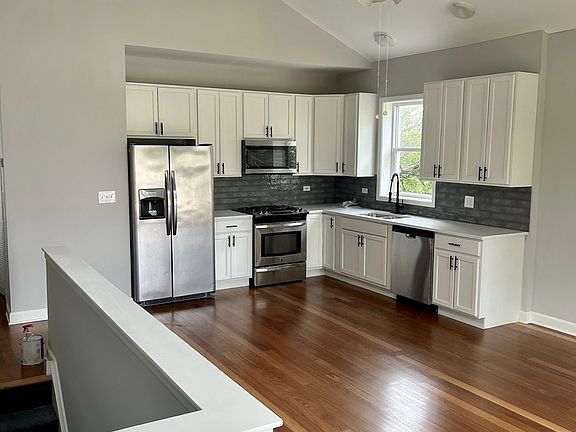 5th image of 1242 S Kedvale Ave