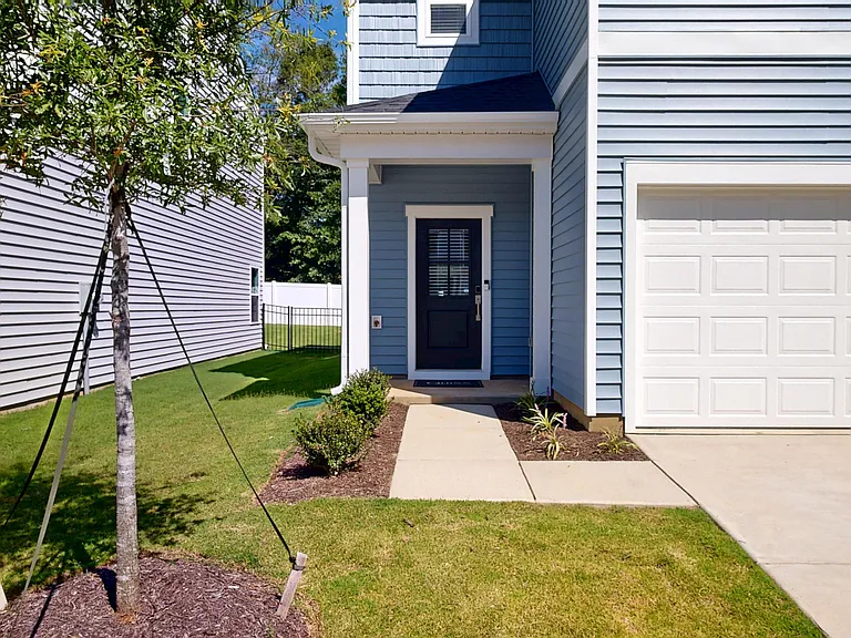 Belmeade Grove — Photo 16