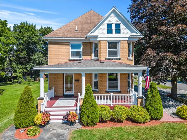 386 S Main St, Greenville, PA 16125