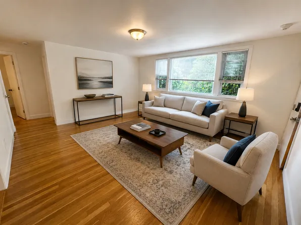 19 Park Ave, Foxboro, MA