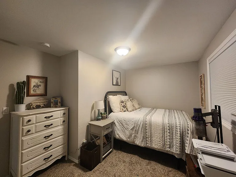 3512 E Vittoria Way — Photo 21