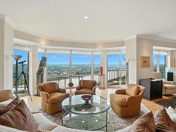 5th image of 1201 Edgecliff Pl Unit 1091
