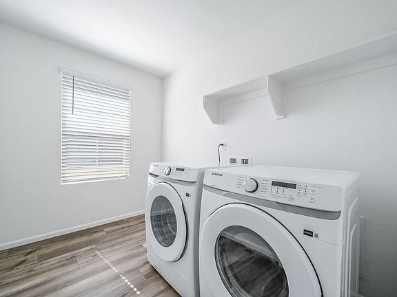 Selma laundry room