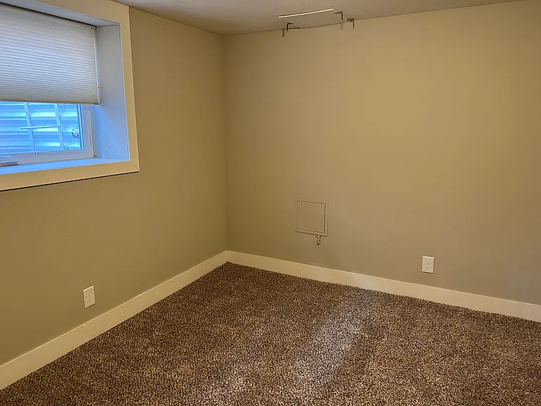 3241 N Fillmore St — Photo 11