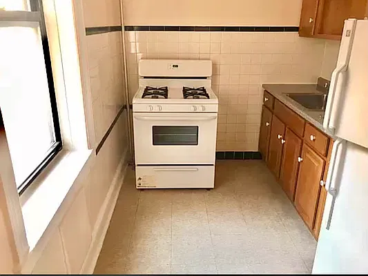 Rented by RealTegrity NY LLC | media 8