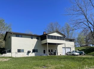 712 Waterloo St, Lawrenceburg, TN 38464