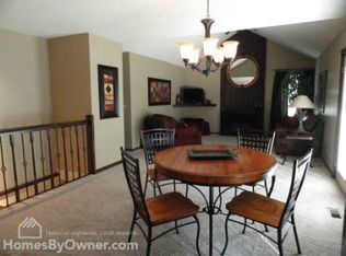 2448 N Walden Dr, Wichita, KS 67226