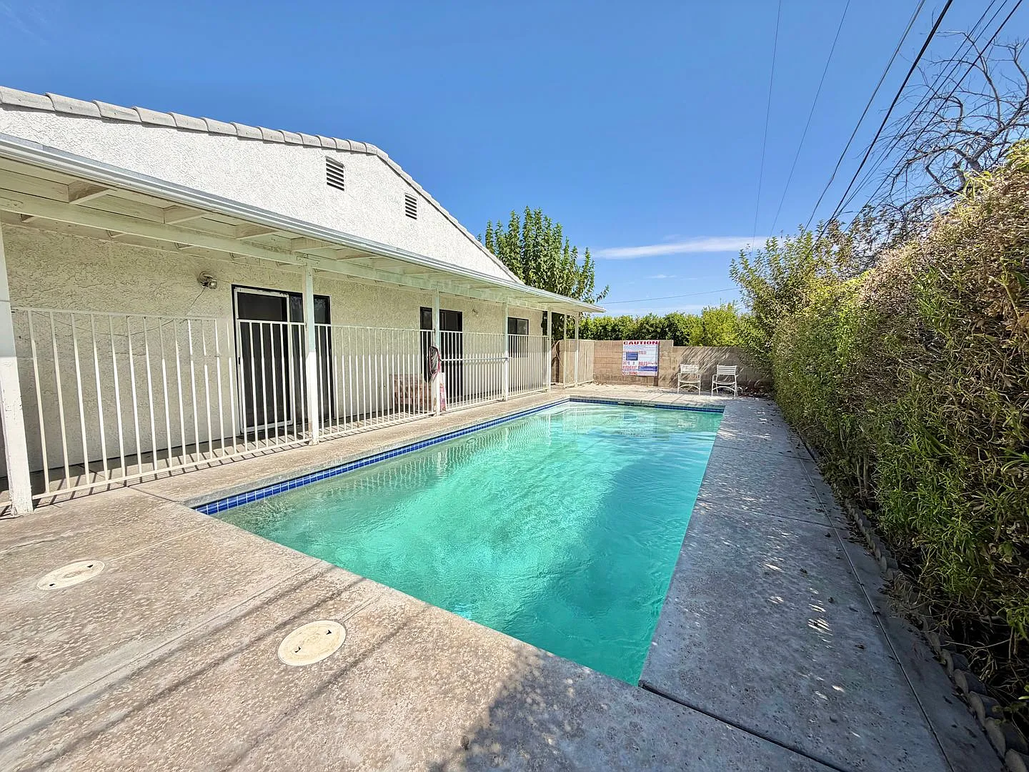 Available Now!! 3 Bedroom 2 Bathroom Duplex In Cathedral City! — Photo 3