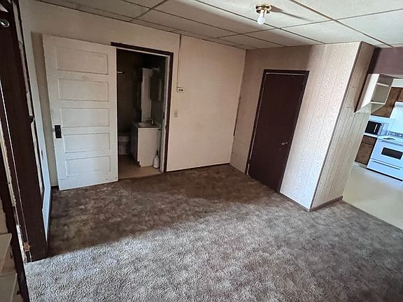 3rd image of 115 N 7th St #8