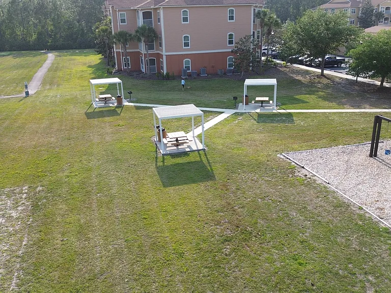 130 Old Town Pkwy — Photo 29