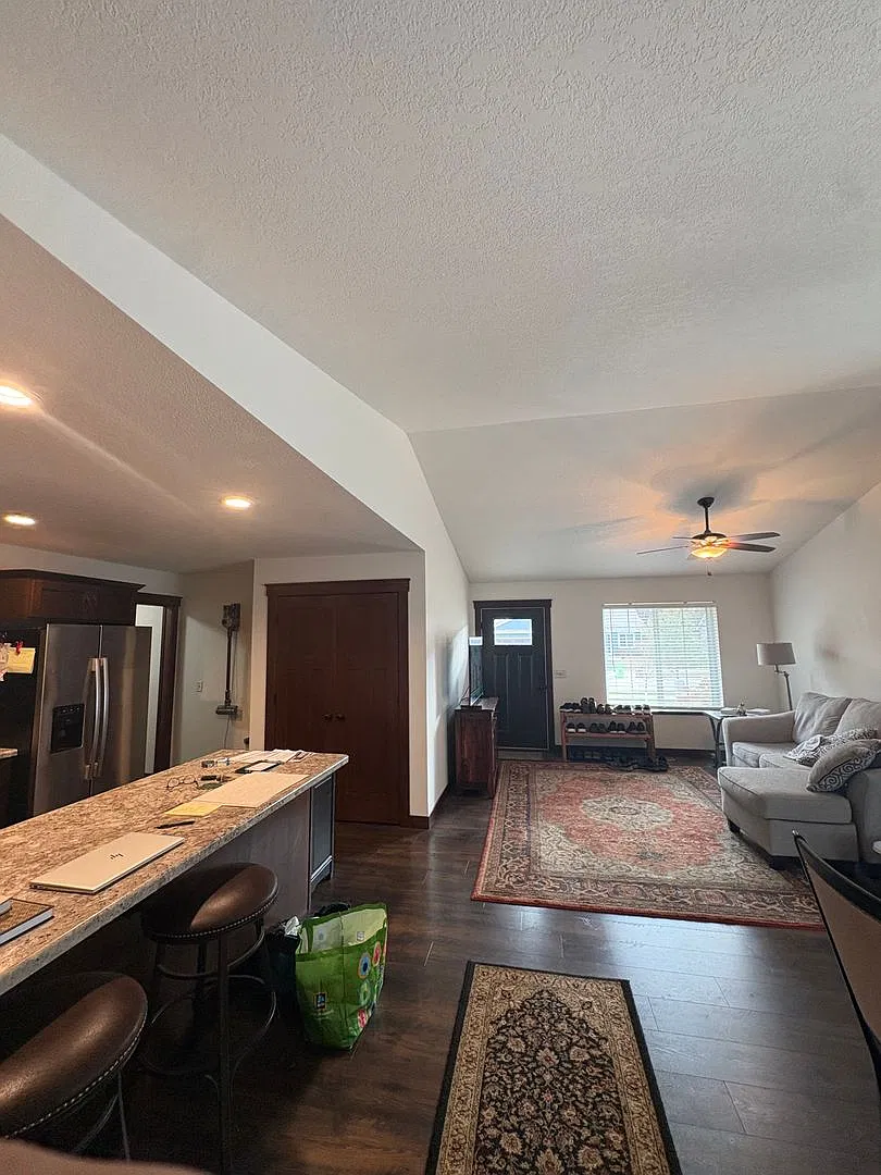 4992 Waylon St — Photo 3