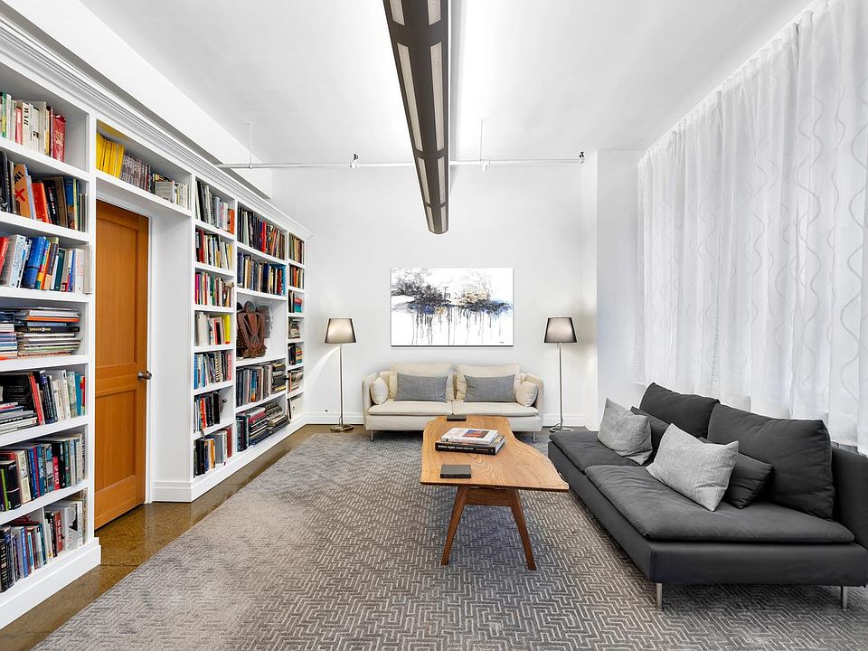 1st image of 335 W 38th St APT 5