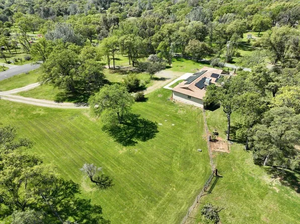 6285 Stonehedge Dr, Loma Rica, CA 95901