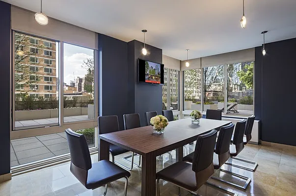 Rented by The Moinian Group | media 44