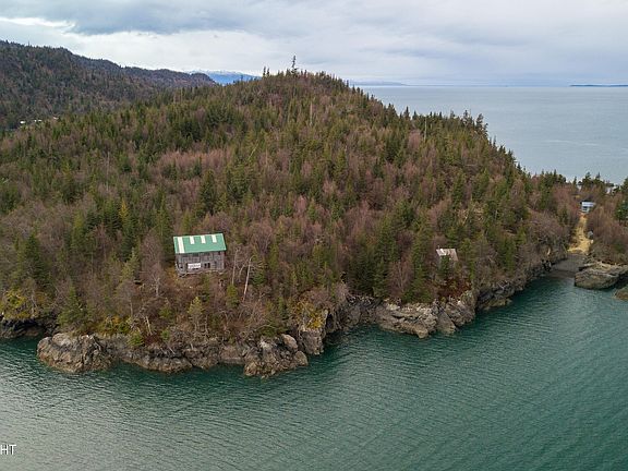 2nd image of 44956 Bear Island Rem SW