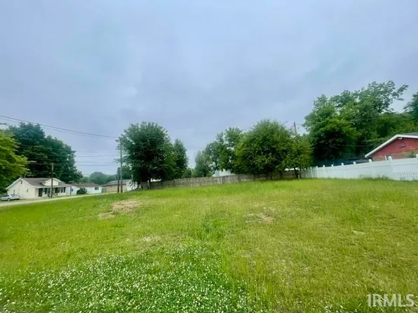 1925 Coker Ave, Evansville, IN 47714