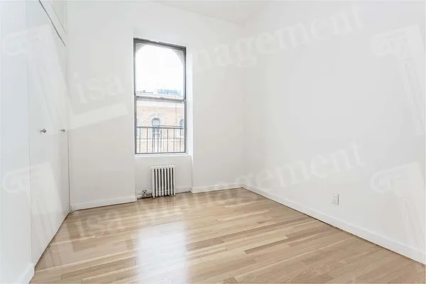 Rented by Lisa Management Inc | media 28