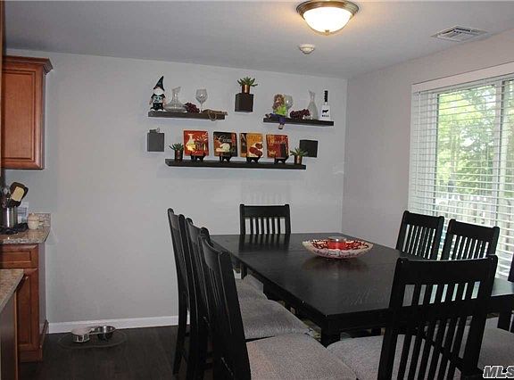 4th image of 274 Brettonwoods Dr
