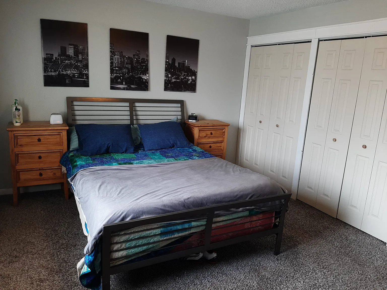 3 bed, 2080 sqft, $1,050 — Photo 2