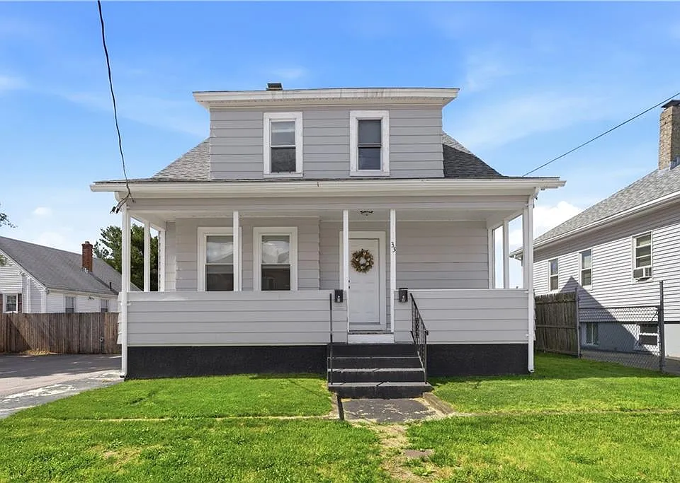 33 Laura St #2