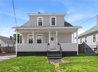 33 Laura St UNIT 2, East Providence, RI 02914