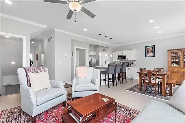 7345 Griffey St — Photo 9