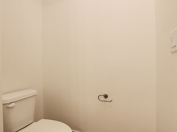 4th image of 113 Colene Dr